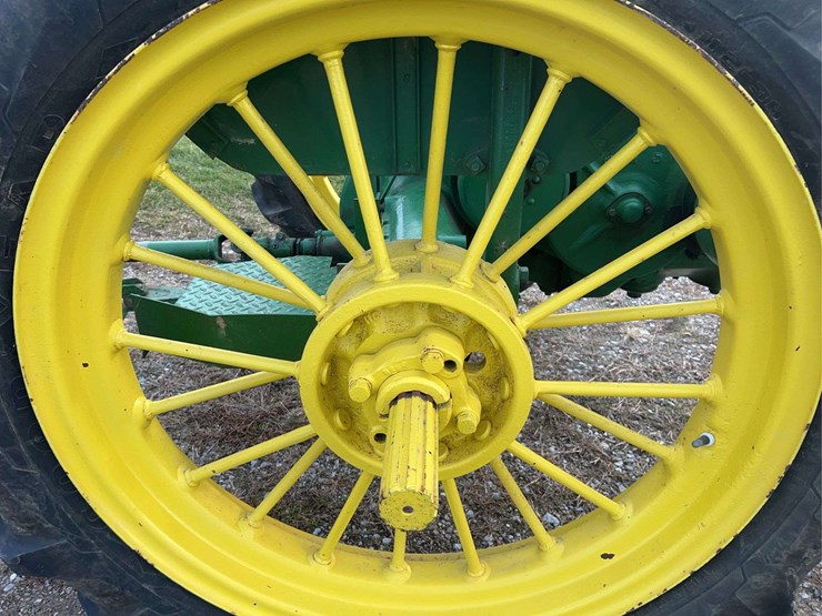 john-deere-model-b-image-38