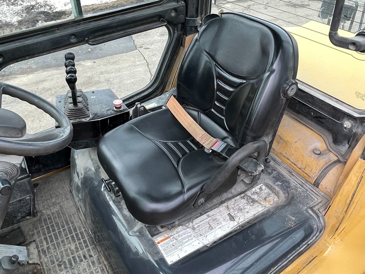 2018-caterpillar-dp135-image-44