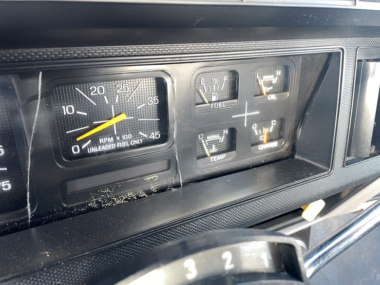 1995-ford-f750-image-17