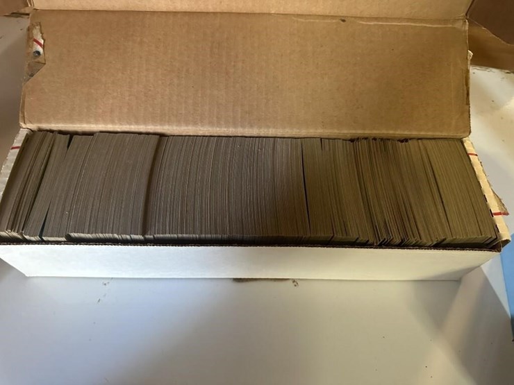 vintage-pro-baseball-card-collection-image-9