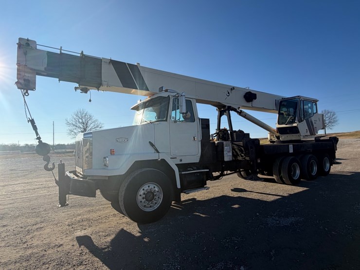 2001-national-1800-image-1