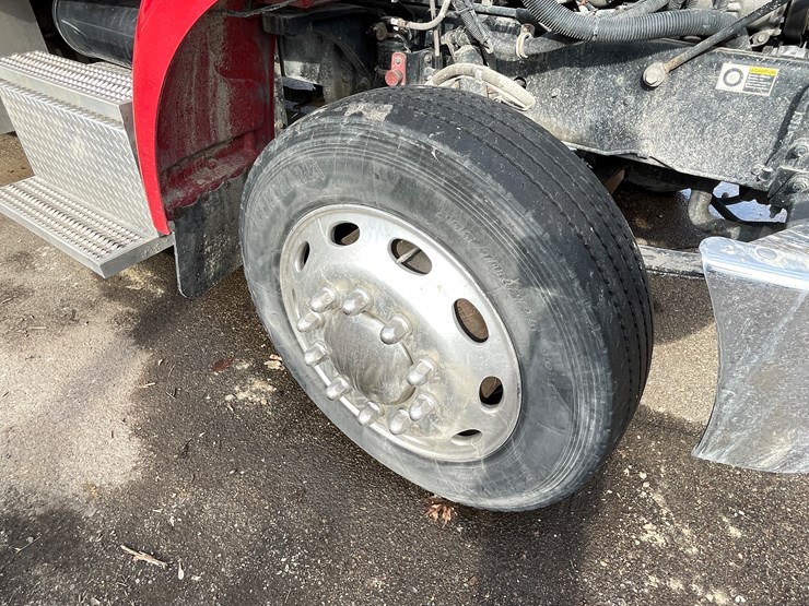 2018-peterbilt-337-image-62