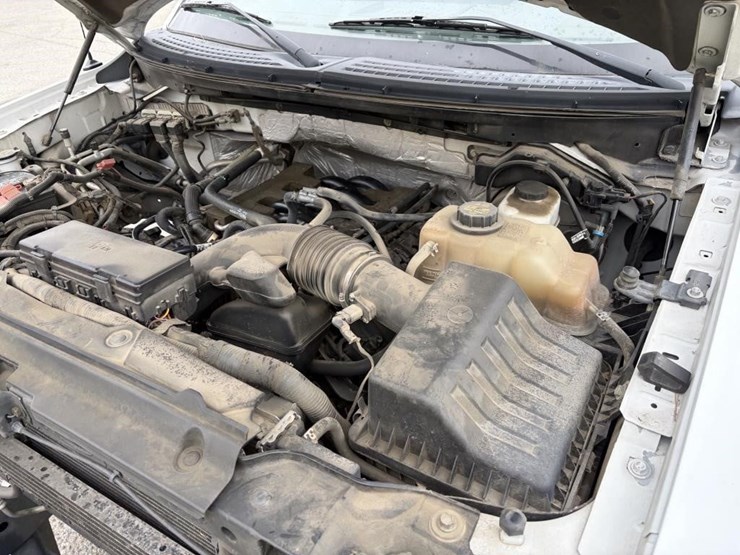 2011-ford-f150-xlt-image-6