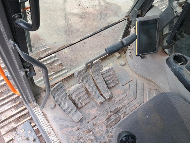 2020-volvo-ec480el-image-18