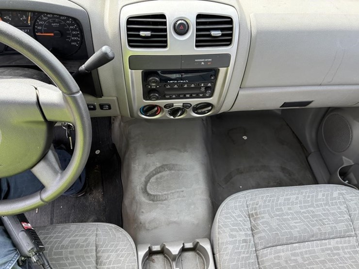 2008-chevrolet-colorado-image-13