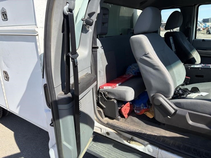 2016-ford-f550-sd-image-10