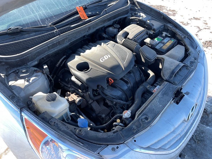 #1519-•-2013-honda-sonata-(has-mn-prior-salvage-title)-image-14