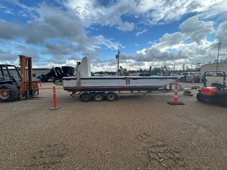 #1416-•-21-foot-cat-work-boat-|-no-title-image-6