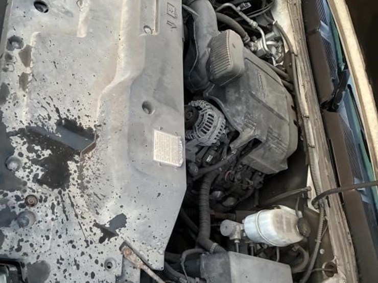 2011-chevrolet-2500-image-6