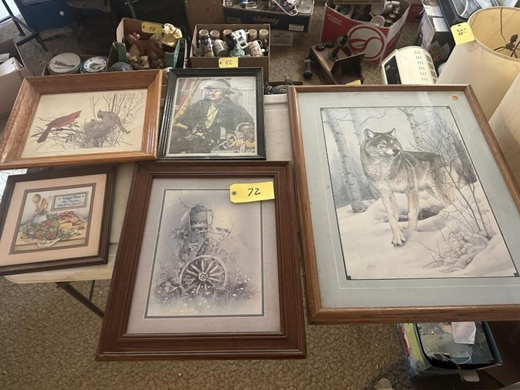 misc.-framed-portraits-image-1