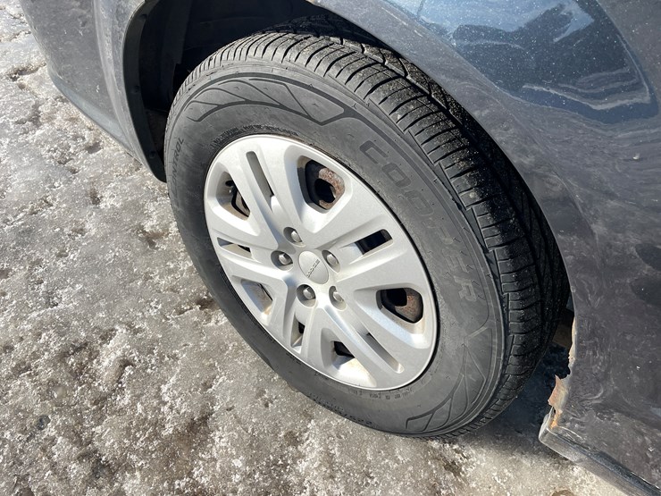 2013-dodge-grand-caravan-image-13