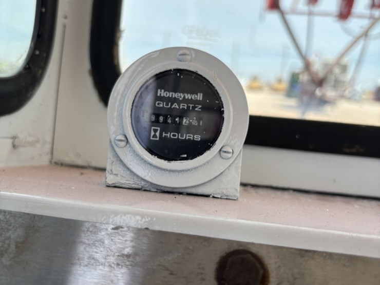 2007-rig-works-mustang-550-dd-5-axle-well-service-rig-image-14