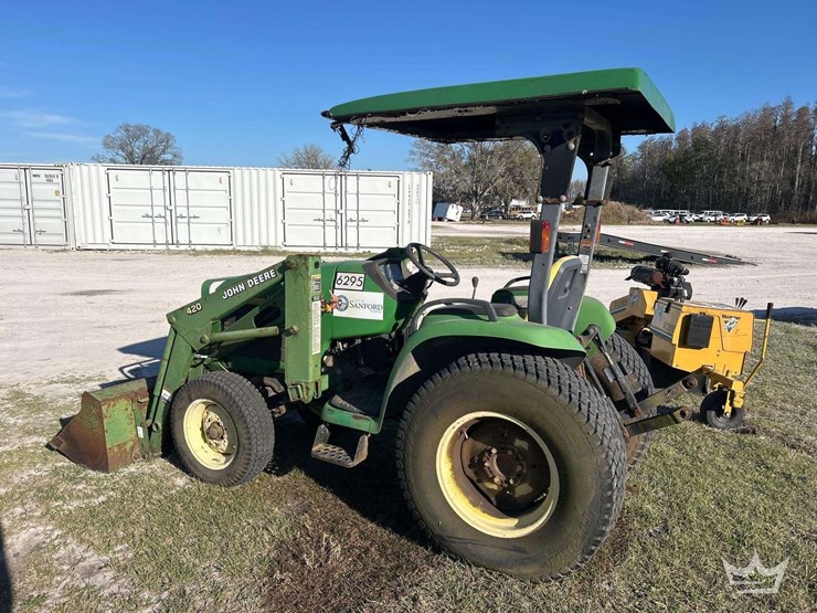 john-deere-4300-image-4