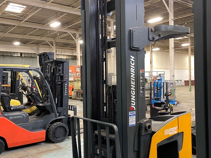 #224-•-jungheinrich-ride-on-electric-reach-truck-image-2