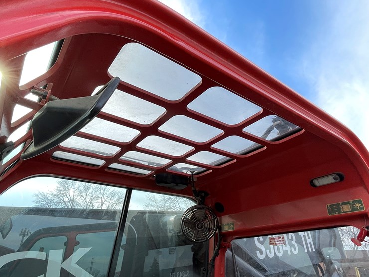 #129-•-2018-skyjack-sj843-telehandler-image-52