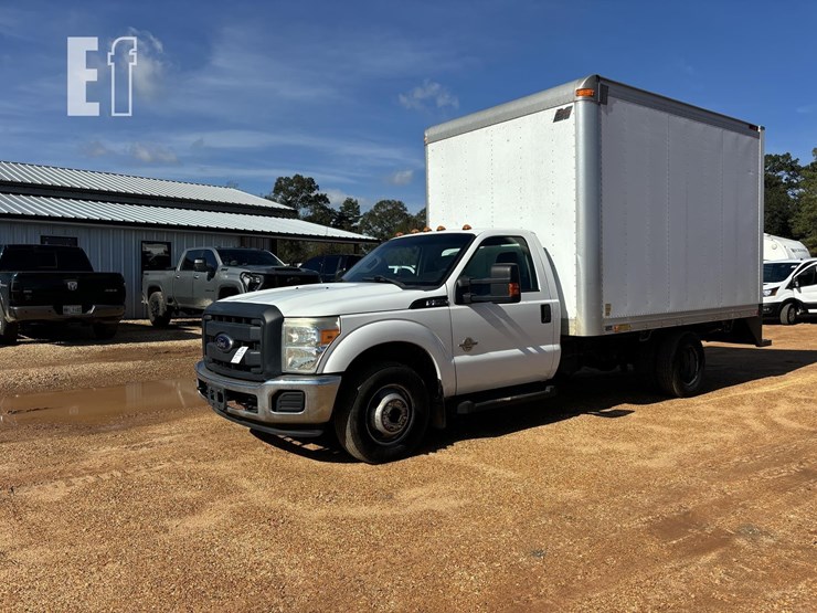 2012-f-350-box-truck-ford-image-1