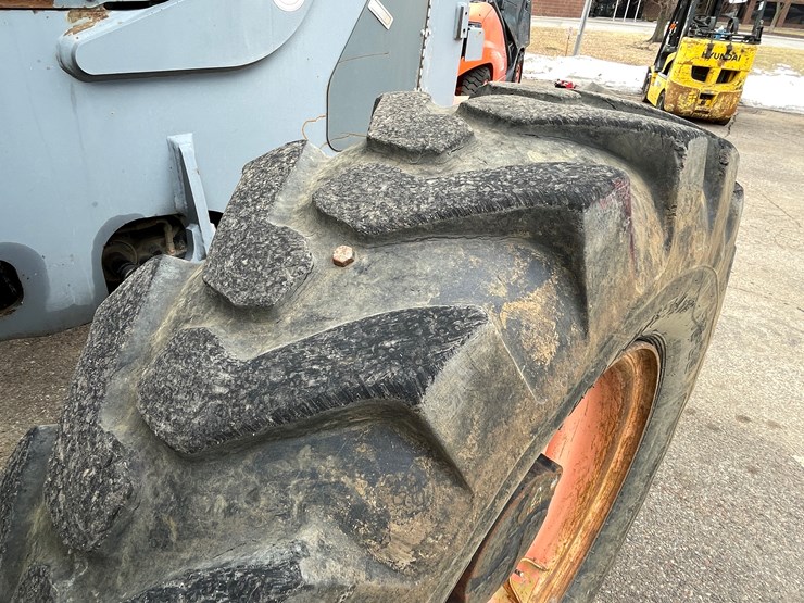 #132-•-2017-skyjack-sj643-telehandler-image-20