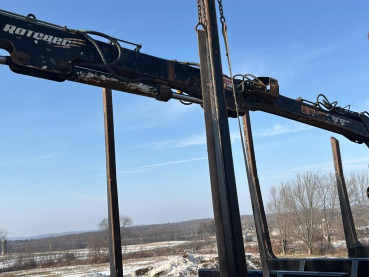 #119-•-2018-kenworth-log-truck-image-12