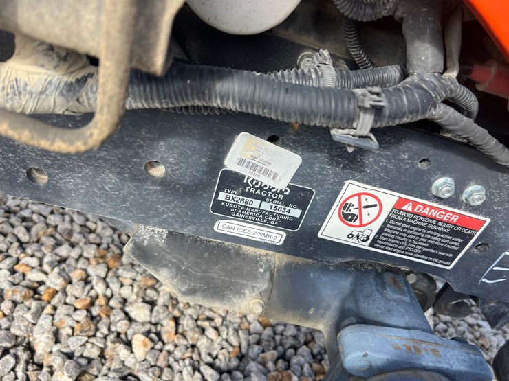 2017-white-251-image-13