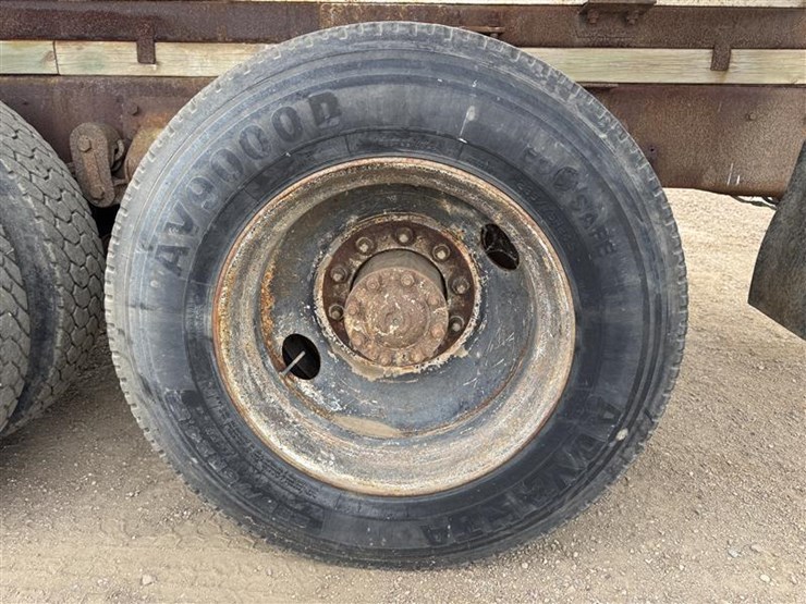 1985-ford-ltl9000-image-56