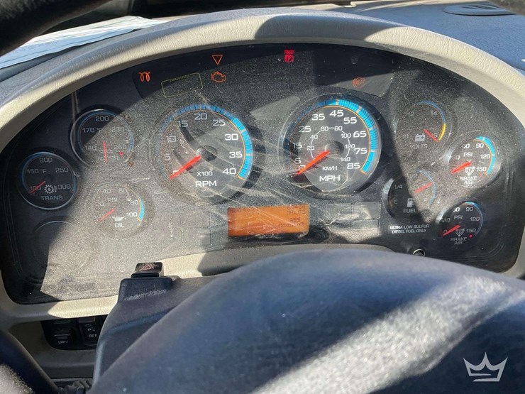 2014-international-durastar-4300-image-15