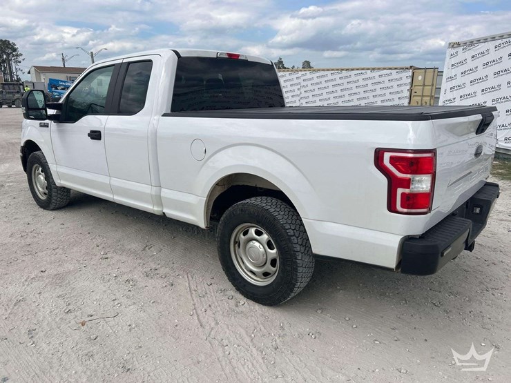 2020-ford-f150-image-4