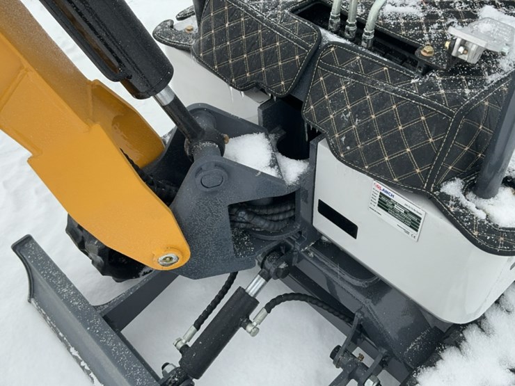 #1204-•-unused-sdlanch-ire18p-mini-hydraulic-excavator-with-pilot-operation*-image-10