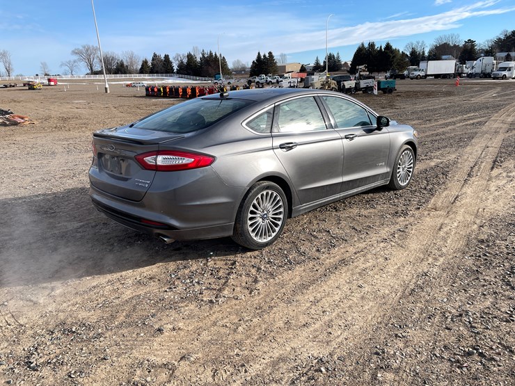 #1522-•-2014-ford-fusion-(has-mn-title)-image-5