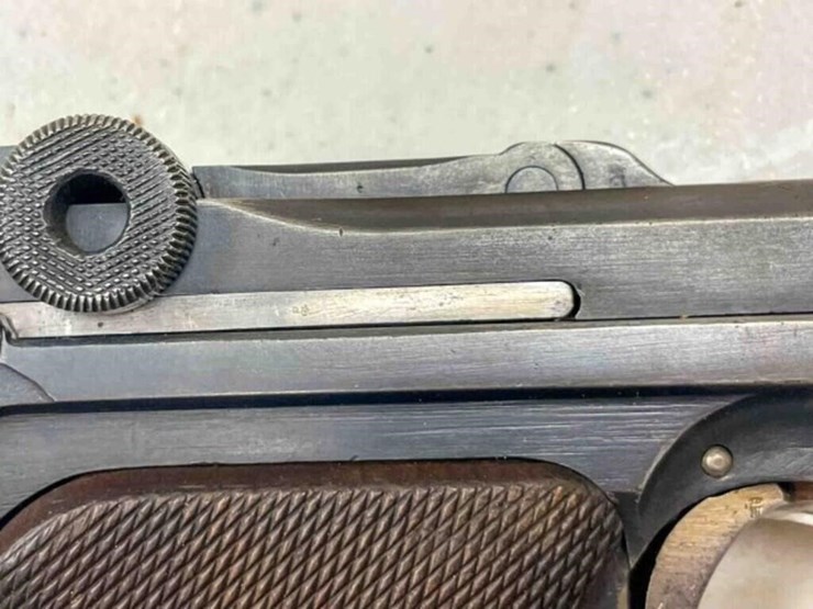 crown-erfurt-pistol-image-18