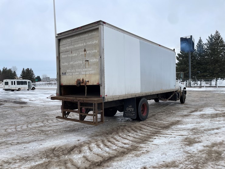 2001-caterpillar-3126-image-5