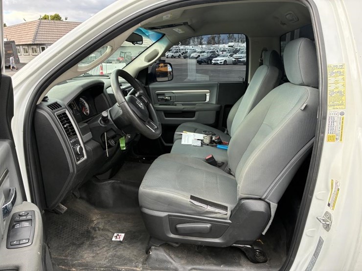 2018-dodge-2500-image-10