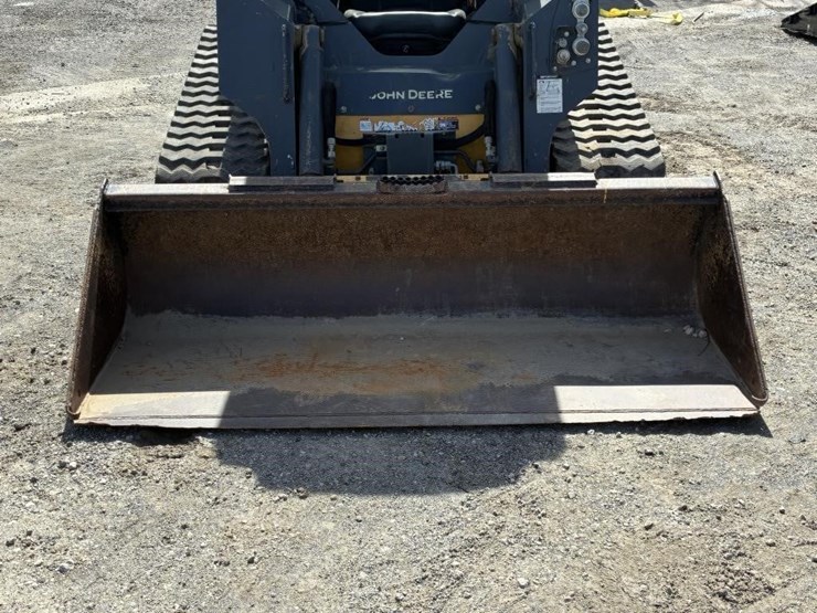 2021-deere-317g-image-7