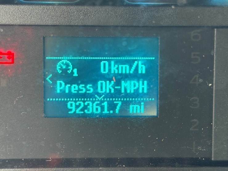 2016-ford-f150-xl-image-38