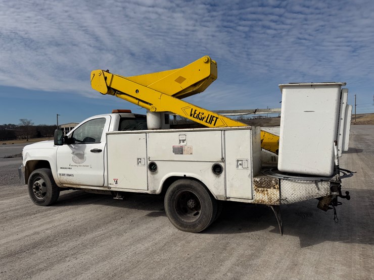 2015-chevrolet-3500hd-image-9