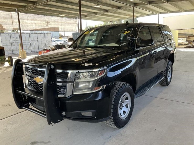 2020-chevrolet-tahoe-image-4