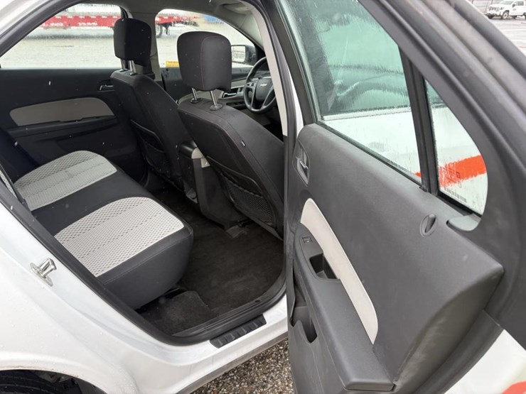 2014-chevrolet-equinox-image-10