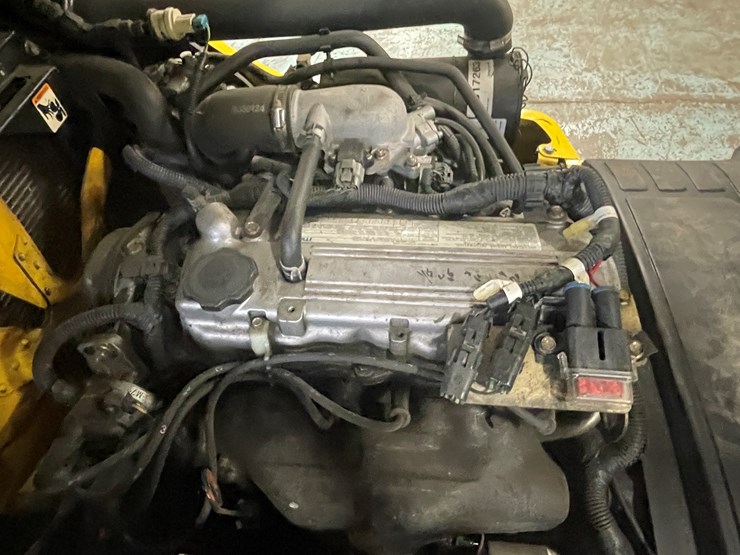 #174-•-2006-hyster-s30-propane-forklift-image-31