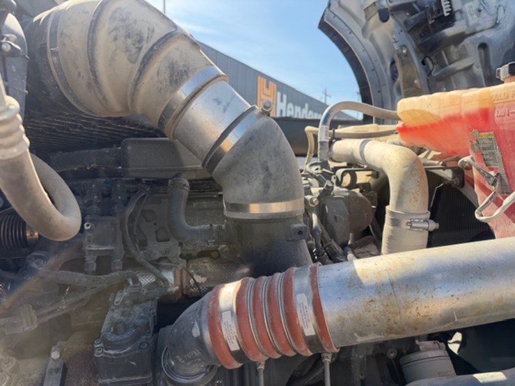 2024-kenworth-t880-image-74