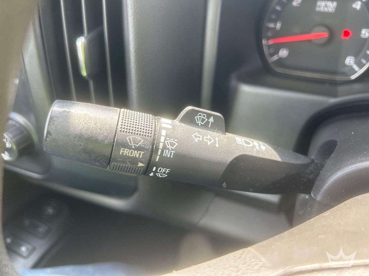 2016-chevrolet-silverado-1500-image-28