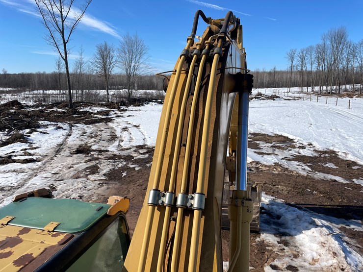 caterpillar-330c-image-36