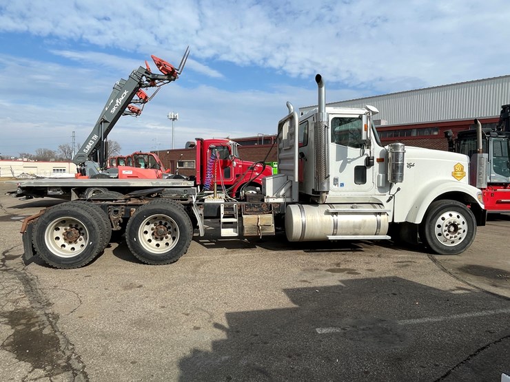 2000-international-9900-image-4