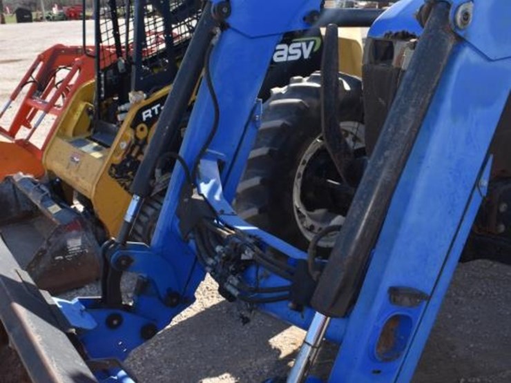 new-holland-820tl-image-20