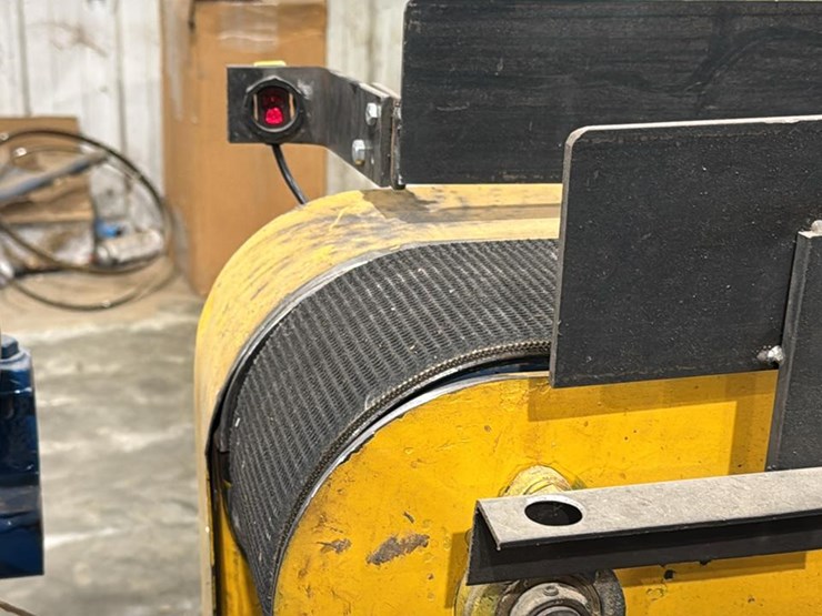 #135-•-2007-baker-double-head-resaw-image-52