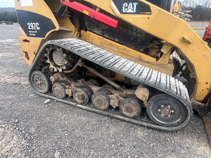 caterpillar-297c-image-12