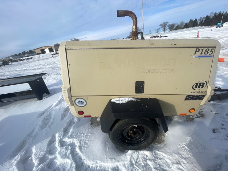 2012-john-deere-2-image-3