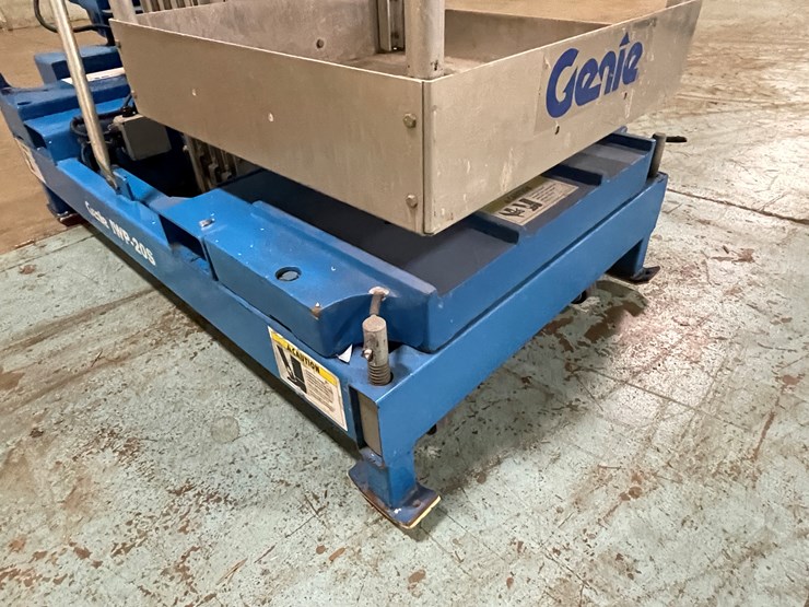 2000-genie-iwp20s-image-9