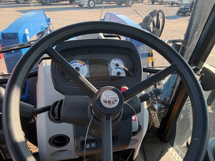 2024-new-holland-powerstar-100-image-14