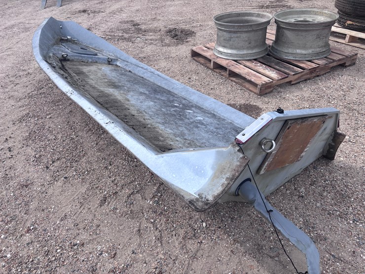 #1422-•-7-person-dayfer,-s.l.-norwhal-boat-hull-|-no-paperwork-on-boat-image-2