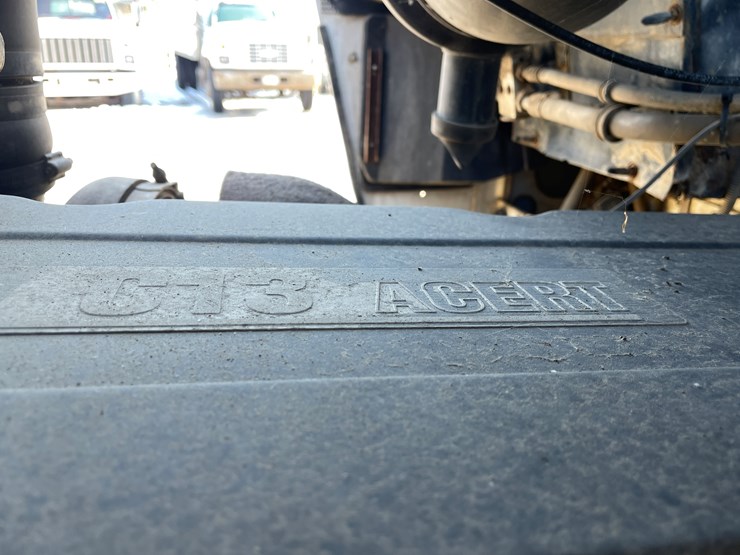 2006-kenworth-t800-image-33