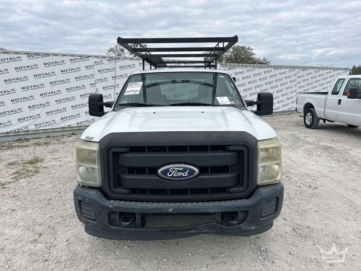 2011-ford-f250-image-34